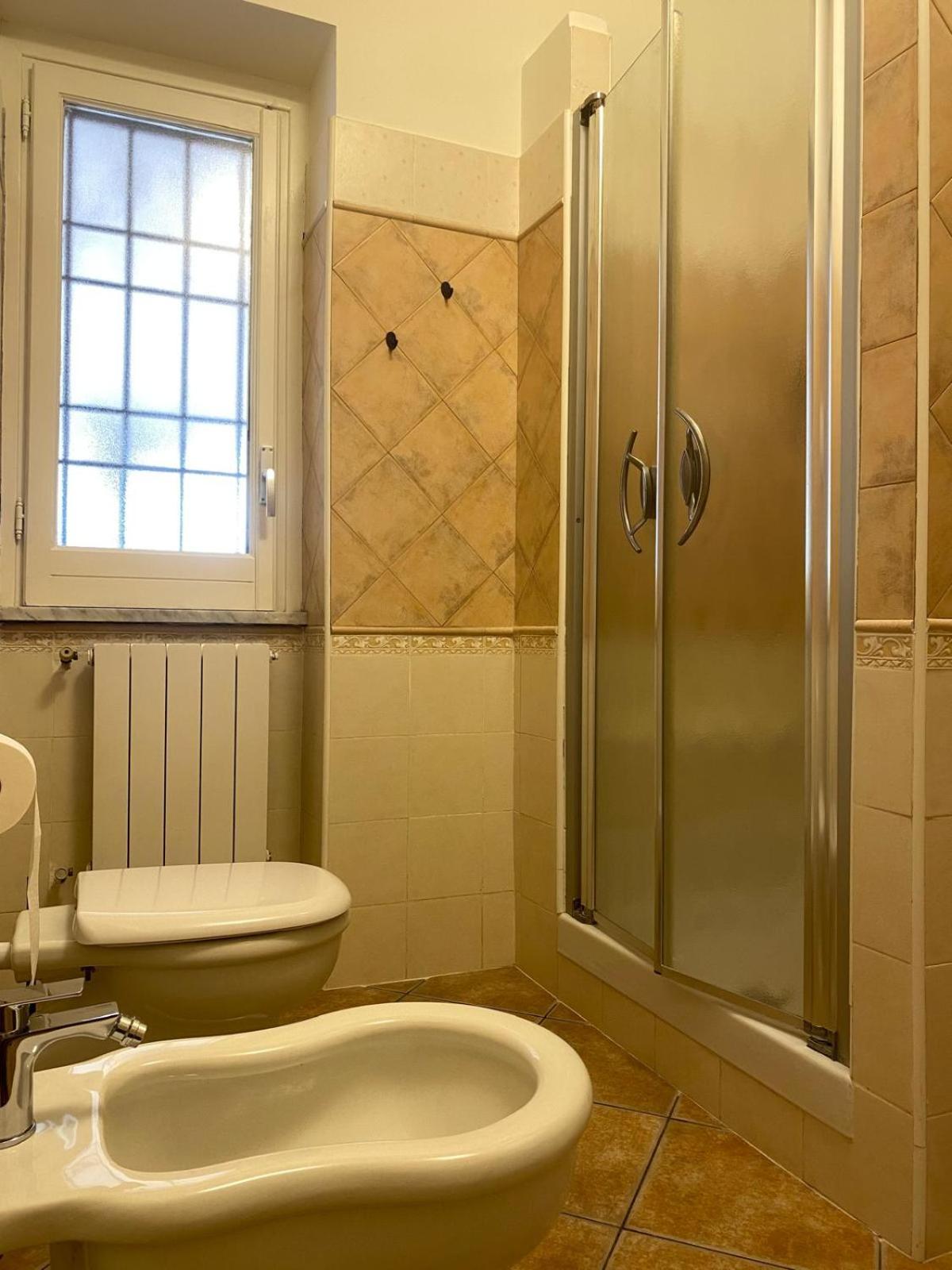 דירות פיומיצ'ינו Anna House מראה חיצוני תמונה