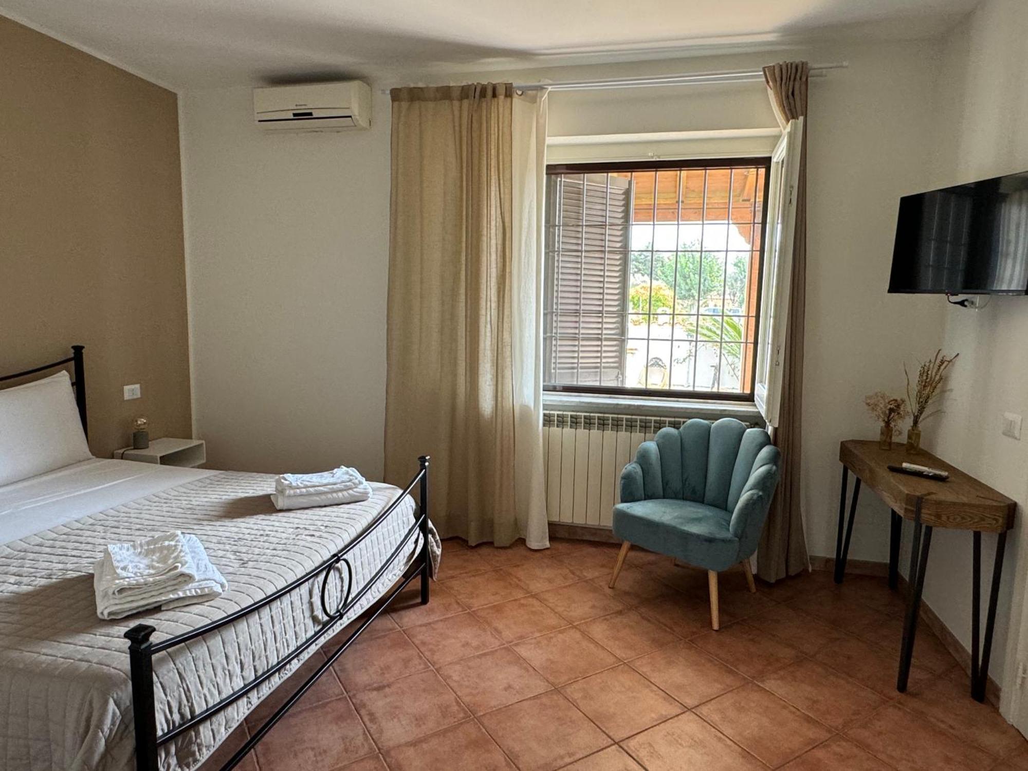 דירות פיומיצ'ינו Anna House מראה חיצוני תמונה