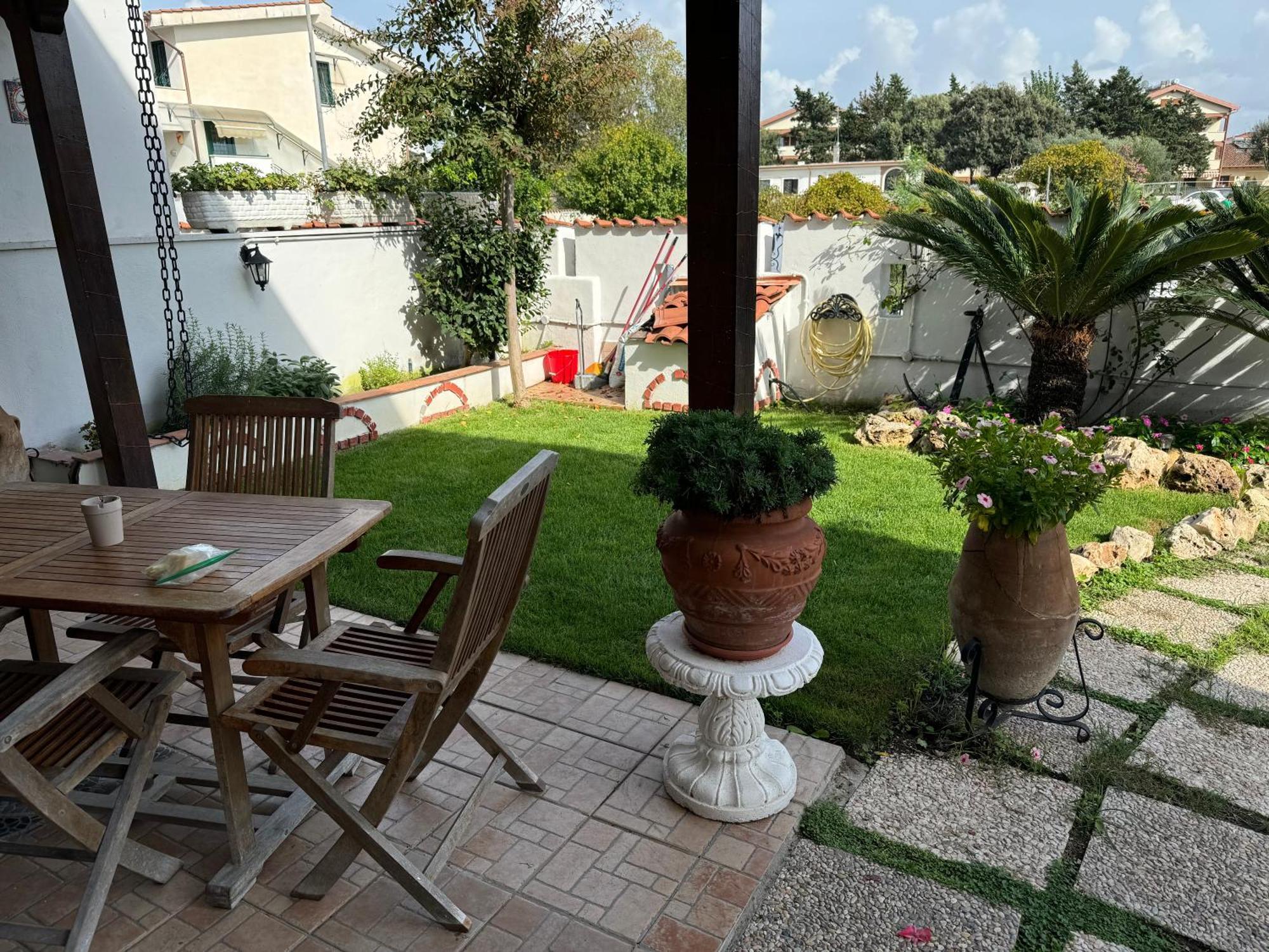 דירות פיומיצ'ינו Anna House מראה חיצוני תמונה